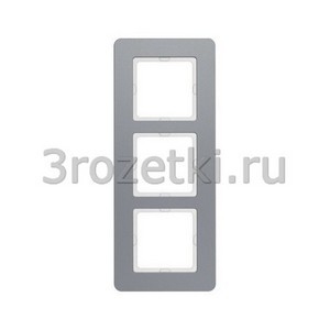 3rozetki.ru - Berker - Q.7. - [10136074] Рамкa 3 постовая металл, вертикальная/горизонтальная (алюминиевый бархат).