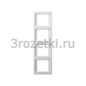 3rozetki.ru - Berker - K.1. - [13437009] Рамка 4 постовая пластик, вертикальная (белый глянец).