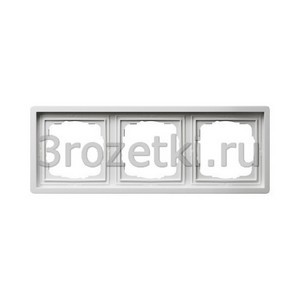 3rozetki.ru - Gira - [0213112] Рамка тройная, F100 белый.