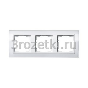 3rozetki.ru - Gira - Event Clear - [0213723] Рамка 3 постовая акрил, вертикальная/горизонтальная вставка белая (белый).